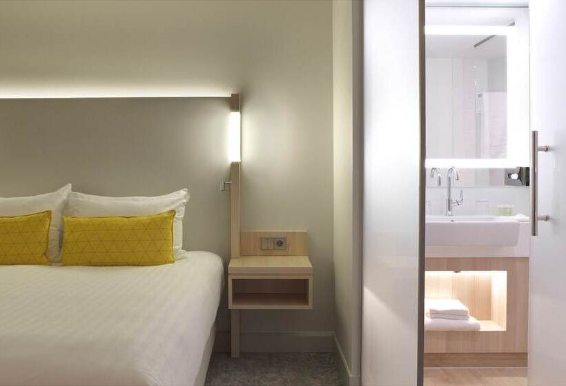 Номер Deluxe, The Jangle Hotel   Paris   Charles De Gaulle   Airport