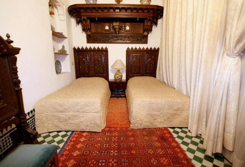 سوییت سوپریور, Riad El Ghalia