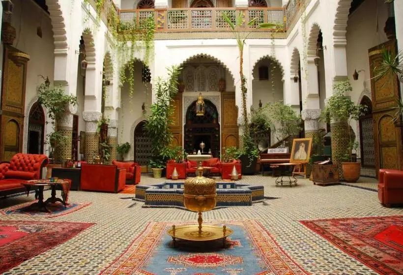 スタンダードトリプルルーム, Riad El Ghalia