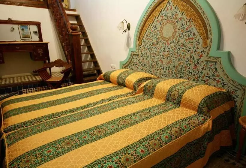 スタンダードトリプルルーム, Riad El Ghalia
