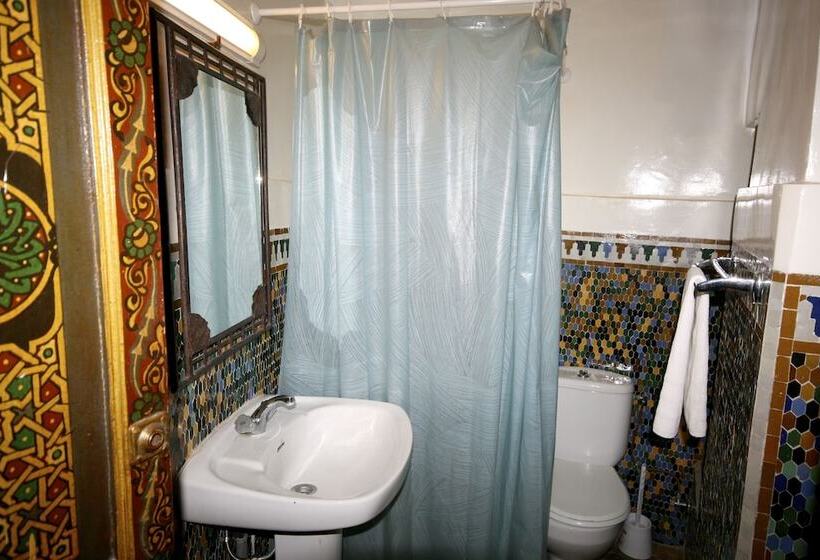 标准间, Riad El Ghalia