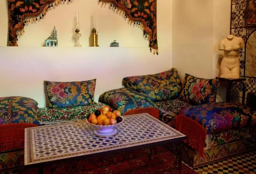 スーペリアースイート, Riad El Ghalia