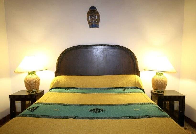 سوییت جونیور, Riad El Ghalia