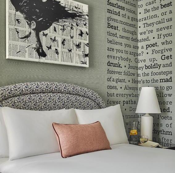 غرفة قياسية لذوى الاحتياجات الخاصة, Emblem San Francisco