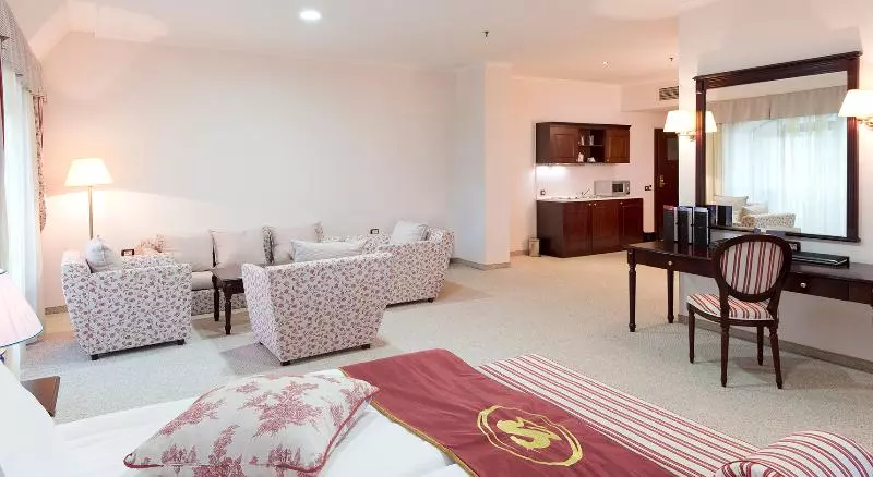 سوییت لوکس, Melia Grand Hermitage All Inclusive