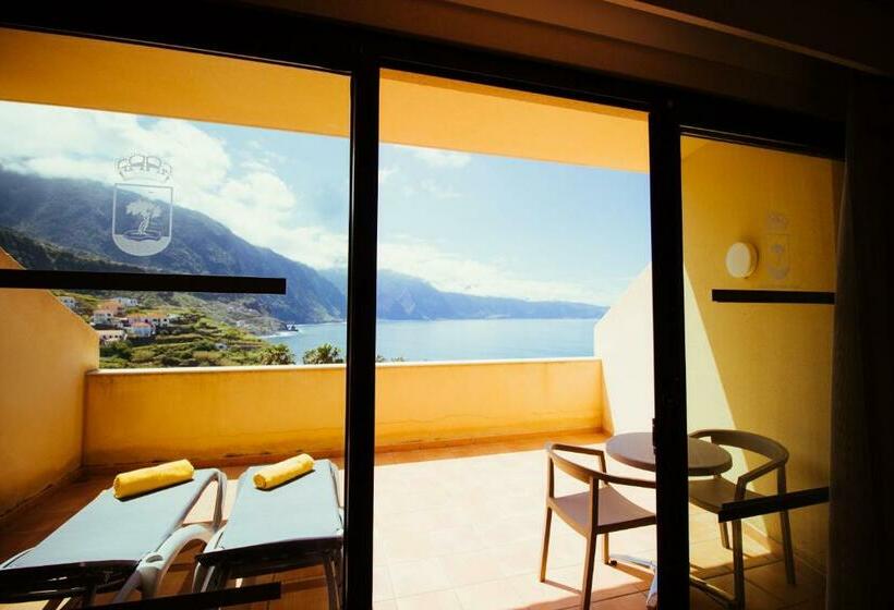 Номер Deluxe Вид на Море с Балконом, Monte Mar Palace