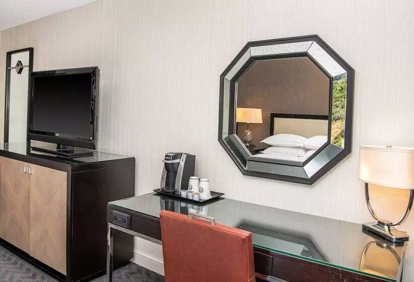 ２ダブルベッドのスタンダードルーム, Sheraton Mission Valley San Diego
