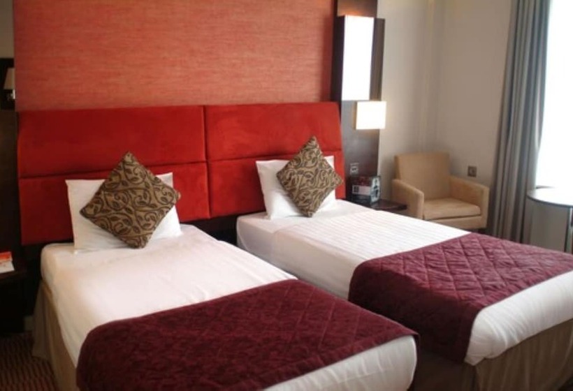 Camera Standard, The Dragon