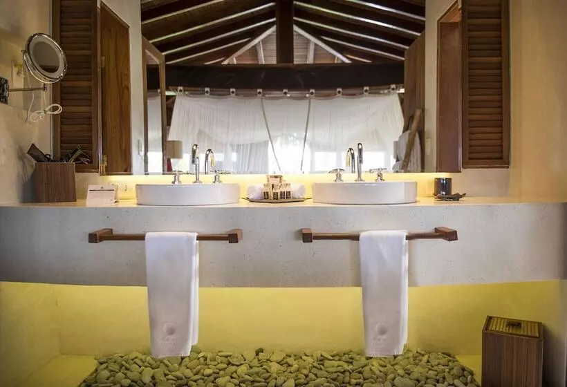 スーペリアーバンガロー, Txai Resort