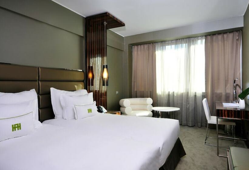 اتاق لوکس, Altis Grand