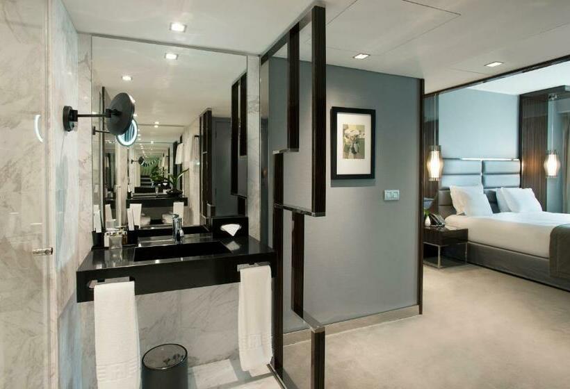 سوییت خانوادگی, Altis Grand