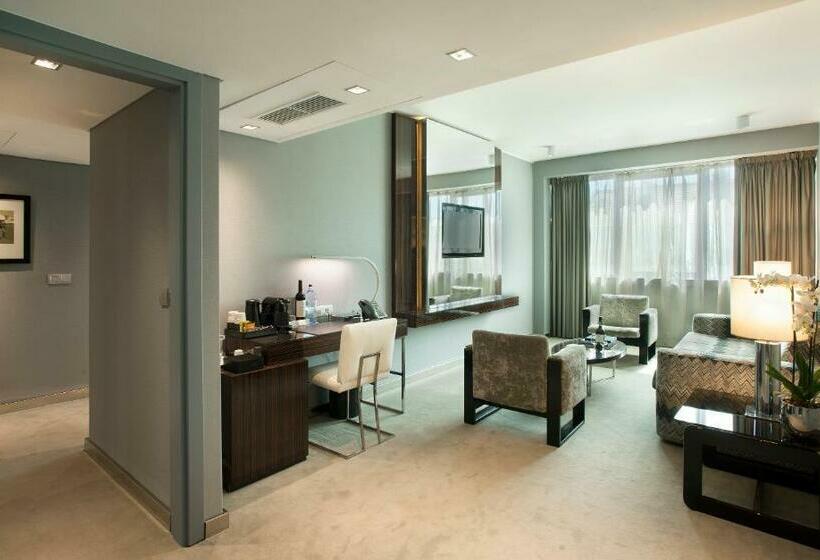 سوییت خانوادگی, Altis Grand