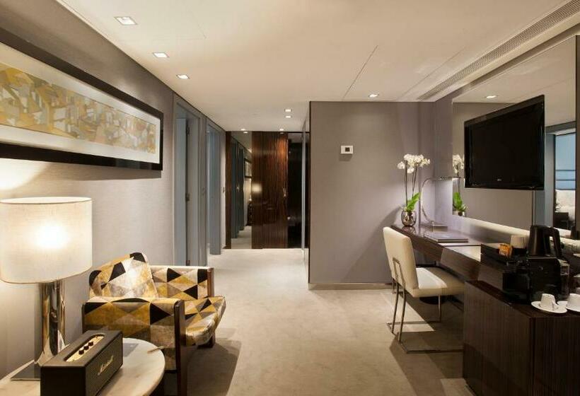 سوییت خانوادگی, Altis Grand