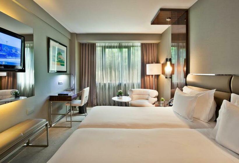 اتاق سوپریور, Altis Grand