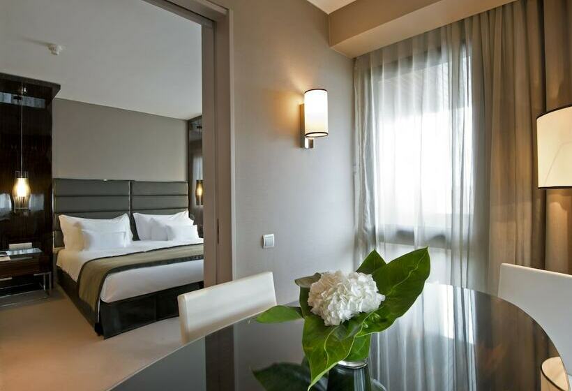 سوییت, Altis Grand