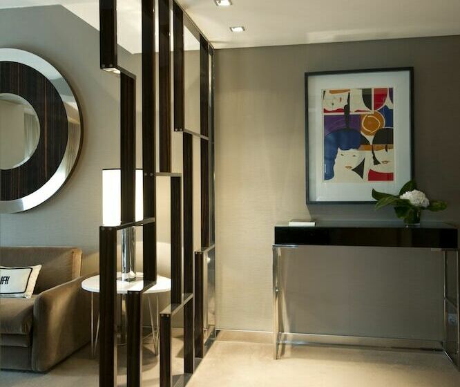 سوییت, Altis Grand