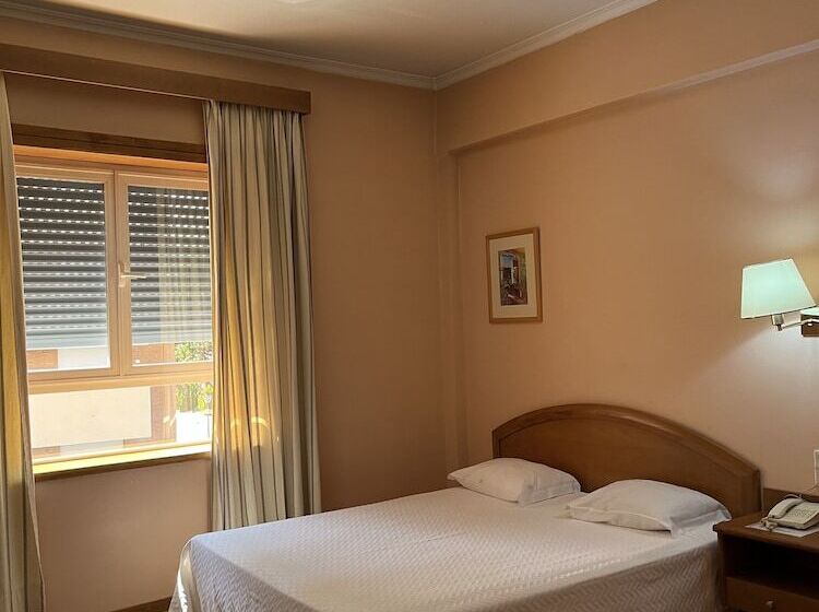 スタンダードシングルルーム, Grande Hotel Dom Dinis