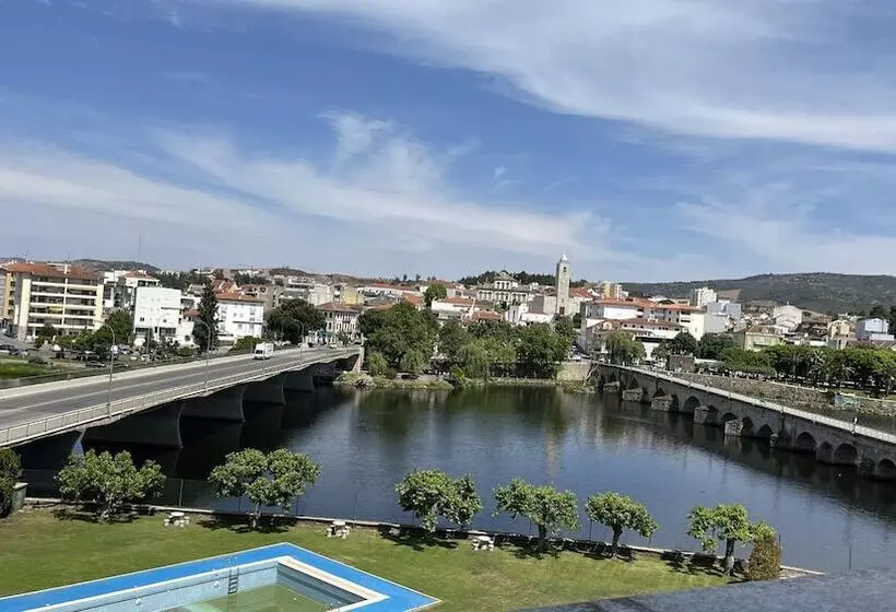 リバービューのスタンダードシングルルーム, Grande Hotel Dom Dinis