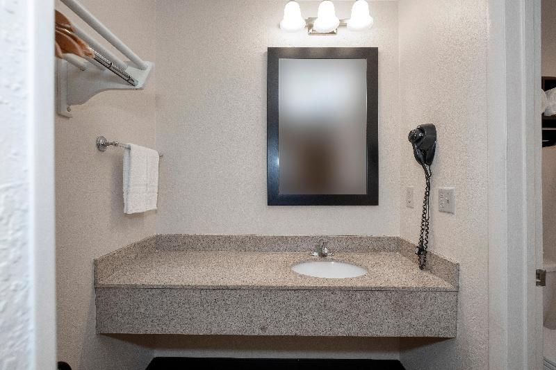 اتاق لوکس یک تخته, Altis Grand