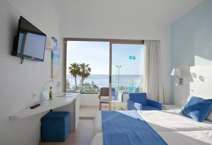 اتاق استاندارد با چشم‌انداز دریا, Bluesea Anba Romaní