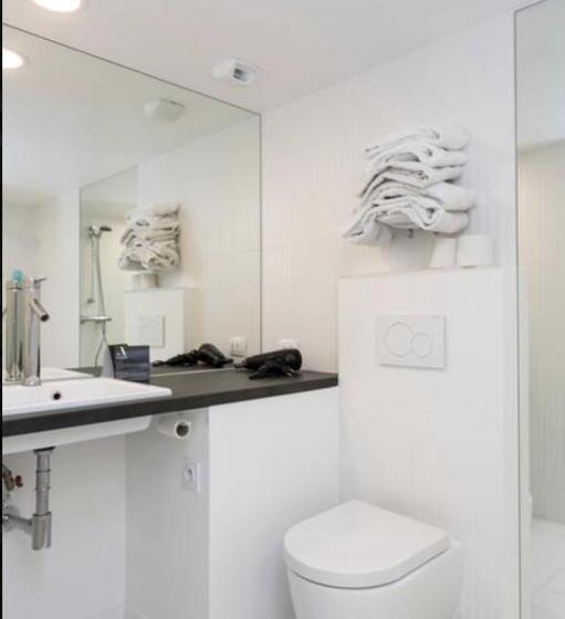 غرفة عائلية, Atypik