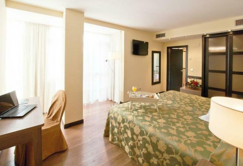 اتاق سوپریور, Centro Los Braseros