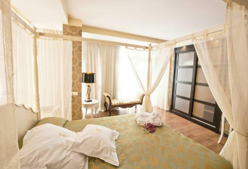 اتاق سوپریور, Centro Los Braseros