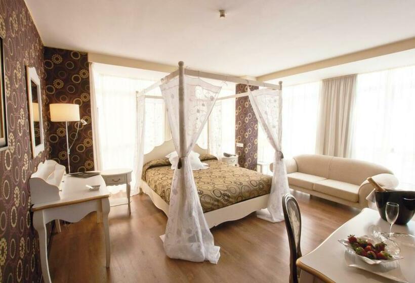 اتاق سوپریور, Centro Los Braseros