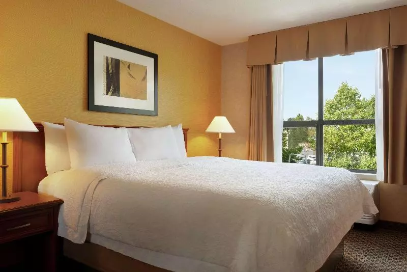 اتاق استاندارد, Courtyard By Marriott Providence Warwick