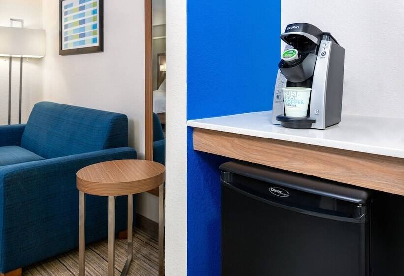 Standard-invahuone, Holiday Inn Express Hotel & Suites Bonita Springs/naples, An Ihg