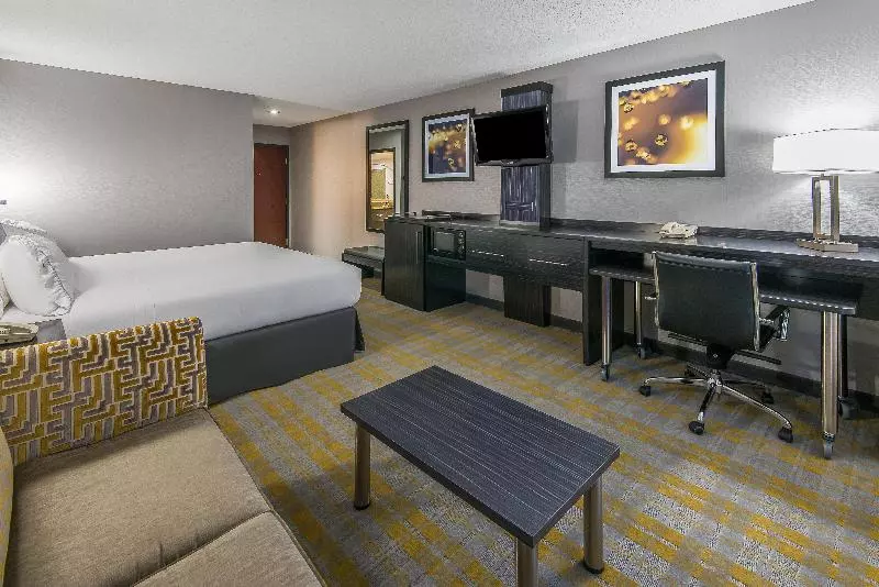 キングサイズベッドのスタンダードルーム, Holiday Inn Express & Suites Cooperstown By Ihg