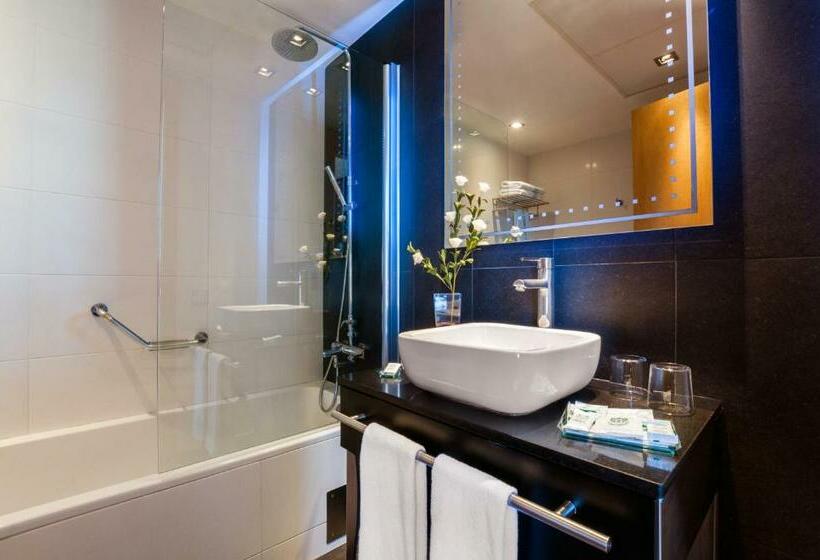 اتاق استاندارد, Medinaceli New Reopening 2025