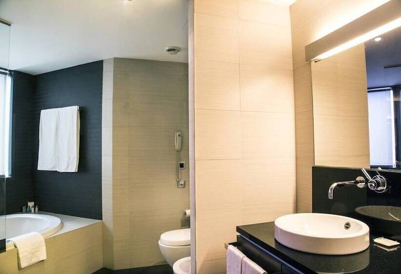 اتاق خانوادگی, Pestana Arena Barcelona