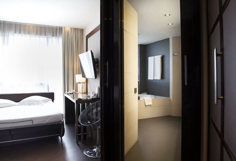 اتاق خانوادگی, Pestana Arena Barcelona