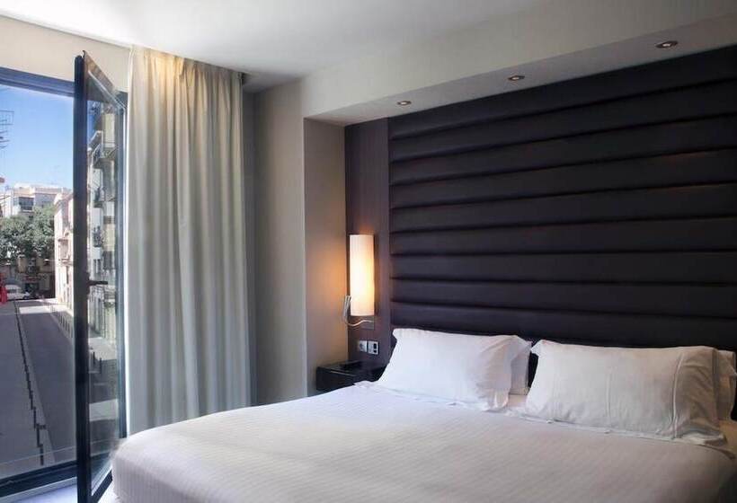 اتاق خانوادگی, Pestana Arena Barcelona