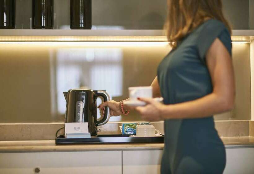 اتاق کلاسیک, Portobay Marques