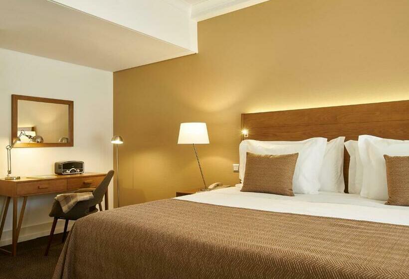 سوییت جونیور, Portobay Marques