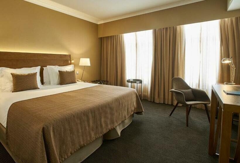 سوییت جونیور, Portobay Marques