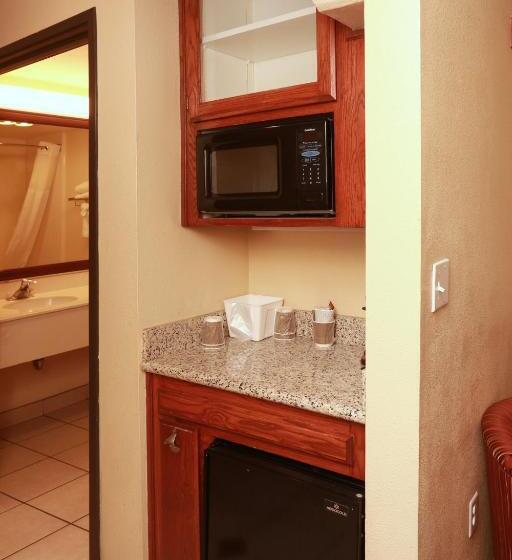 Номер Стандарт, Ramada By Wyndham Fresno Northwest