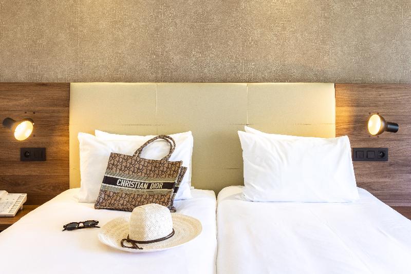 스탠다드 룸, Luxotel Cannes