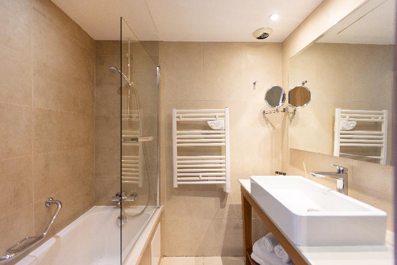 디럭스 룸, Luxotel Cannes