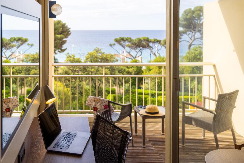 디럭스 룸, Luxotel Cannes