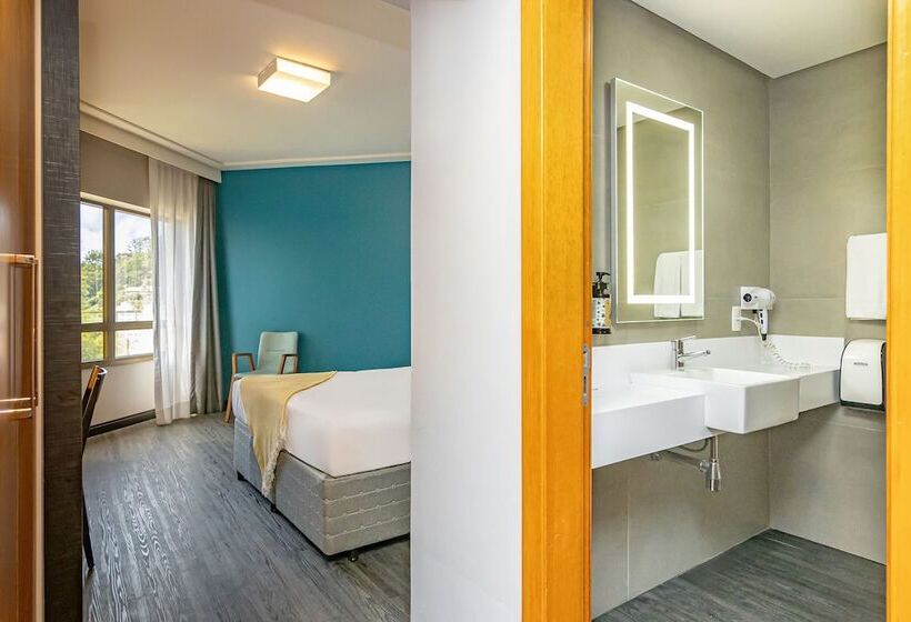 דירת אקזקיוטיב, חדר שינה 1, Mercure Florianópolis