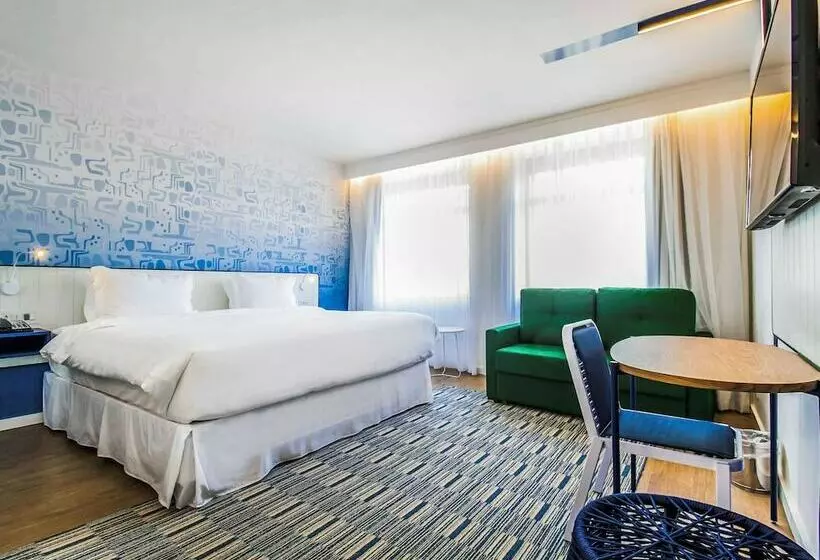 Perhehuone, Novotel Rio De Janeiro Leme