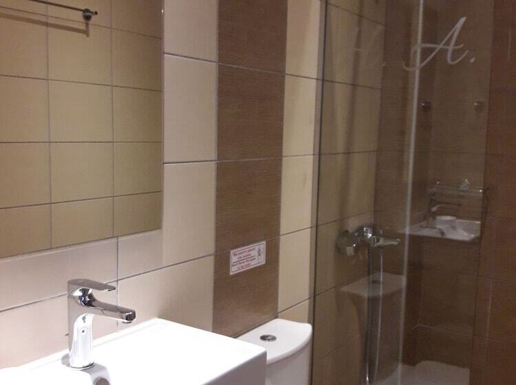 패밀리 룸, Angela Hotel and Apartments