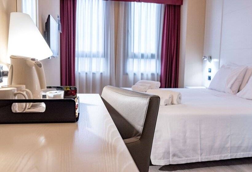 Номер Комфорт, Best Western Hotel Quattrotorri