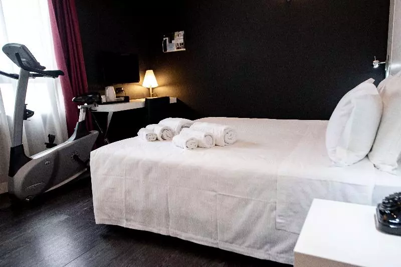コンフォートルーム, Best Western Hotel Quattrotorri