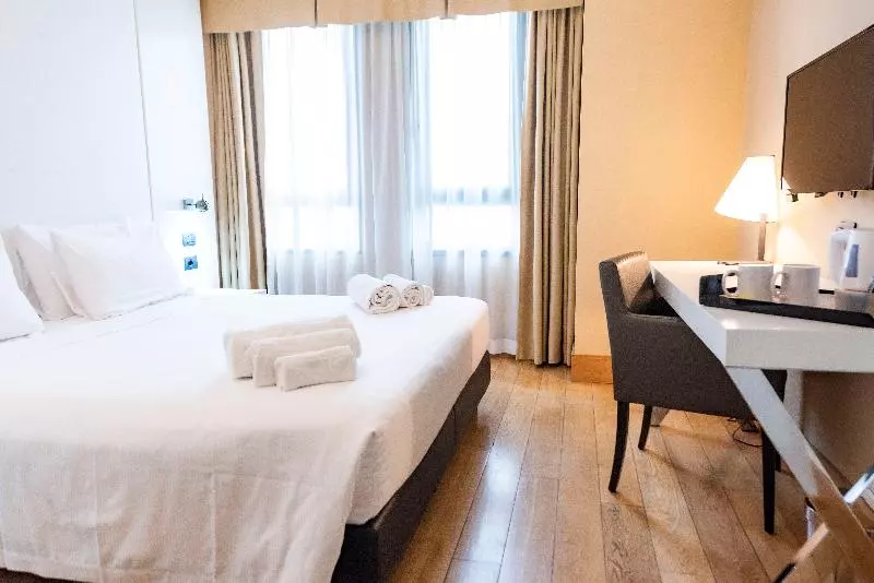 コンフォートルーム, Best Western Hotel Quattrotorri
