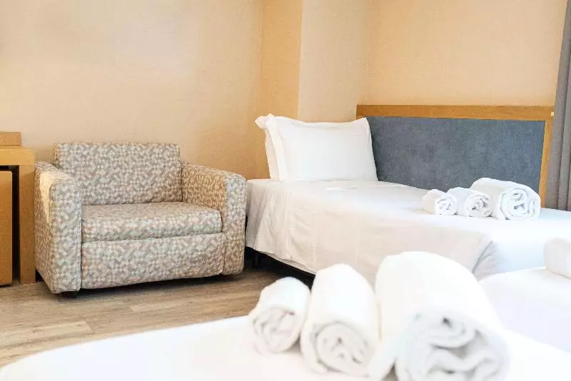 エコノミートリプルルーム, Best Western Hotel Quattrotorri