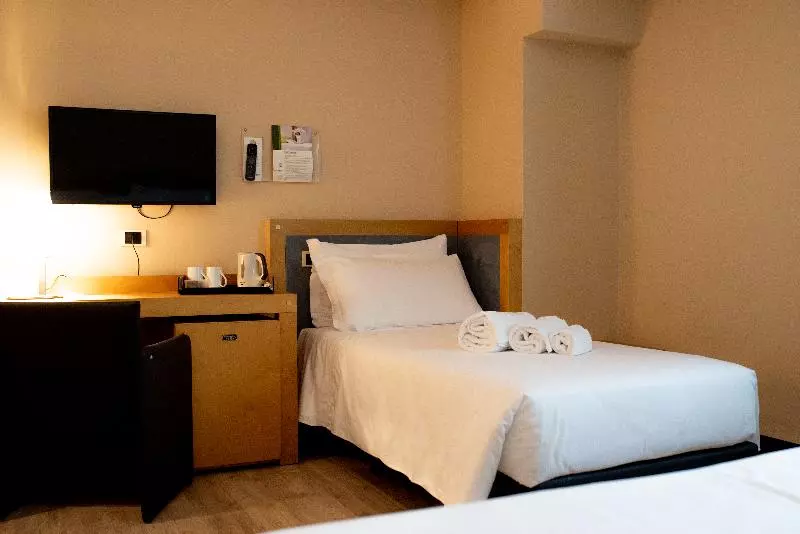 エコノミートリプルルーム, Best Western Hotel Quattrotorri